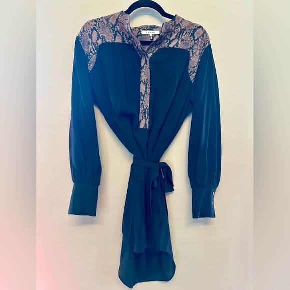 Frame Denim Black & Snake Print Long Sleeve Tie Front Dress Size Small - Picture 1 of 5